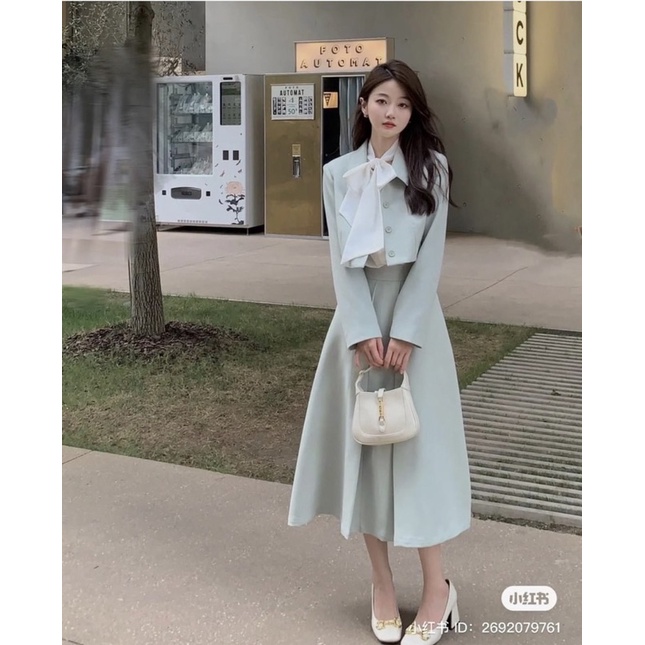Set nữ set áo sơ mi trắng thắt nơ tay dài+ áo khoác vest xanh+ chân váy xếp ly dài lên dáng sang chảnh