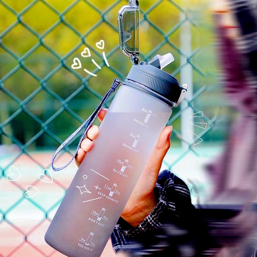 Bình Đựng Nước Thể Thao 1000ml Kiểu Dáng Sporty Tiện Dụng Có Vạch Chia Nước 3D Thời Trang Nhắc Nhở Uống Nước Mỗi Ngày