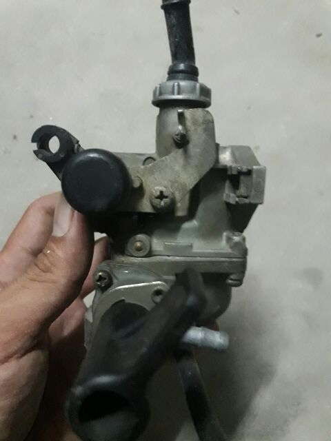 Bình xăng con rs và wa rin xe.nguyên xi.Có trầy.