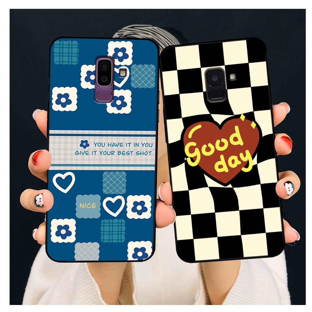 Ốp lưng Samsung J6 2018 / J6 Plus / J6+ / J8 in hoạ tiết caro trái tim đen trắng, gấu bear cute đáng yêu