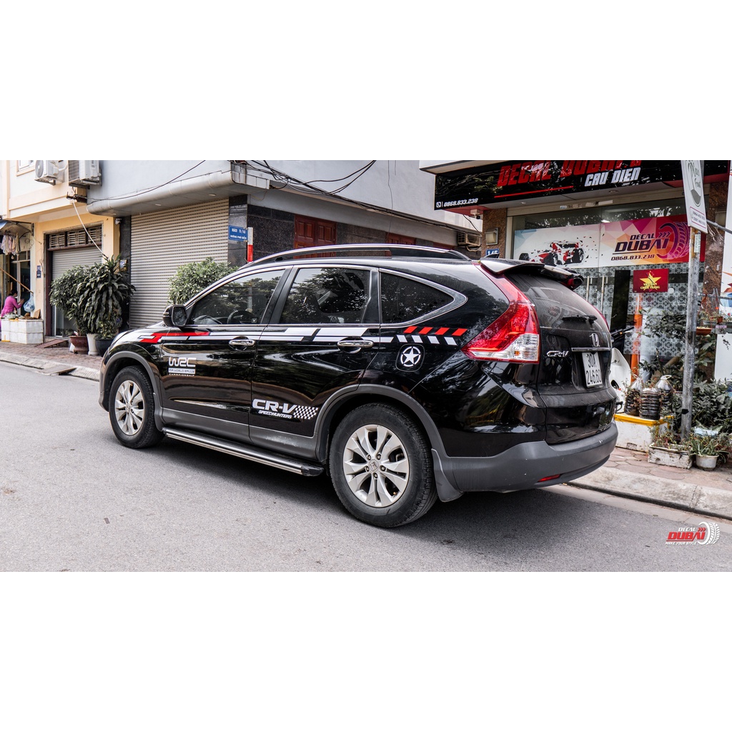 Tem trang trí tạo điểm nhấn xe Honda CRV màu đen