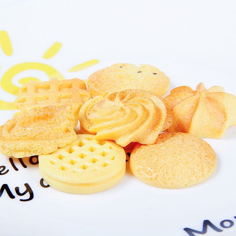 Set 10 Móc Khóa / Điện Thoại Hình Bánh Waffle Bằng Nhựa Resin Diy