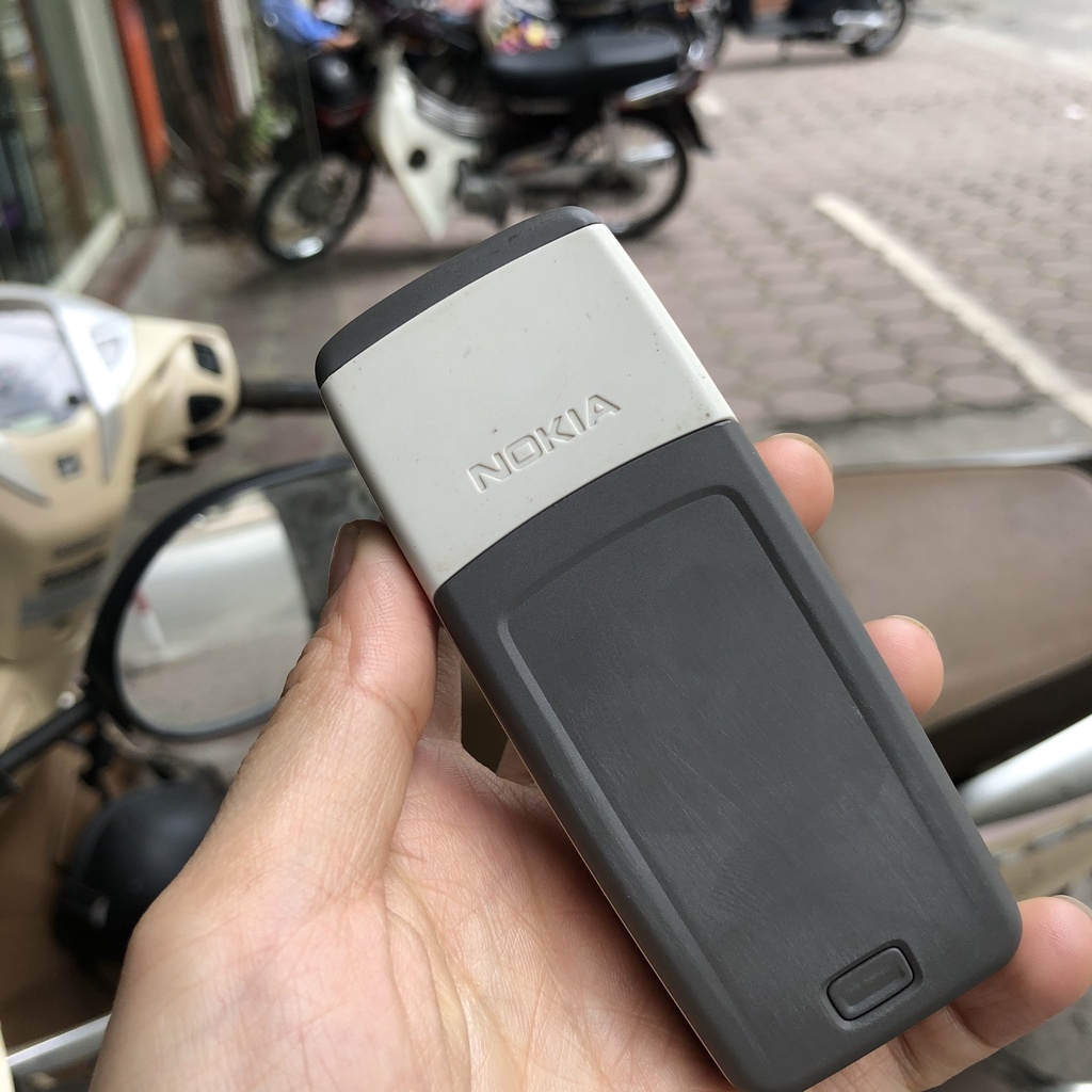 Điện thoại cổ Nokia 1110i zin chính hãng 100%