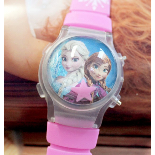 Đồng hồ bé gái chớp đèn có nắp bảo vệ công chúa Elsa