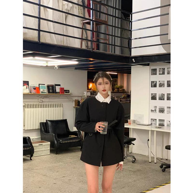 Áo Khoác Vest Cổ Tròn Màu Đen Phong Cách Retro Thời Trang Mùa Xuân 2022 Cho Nữ