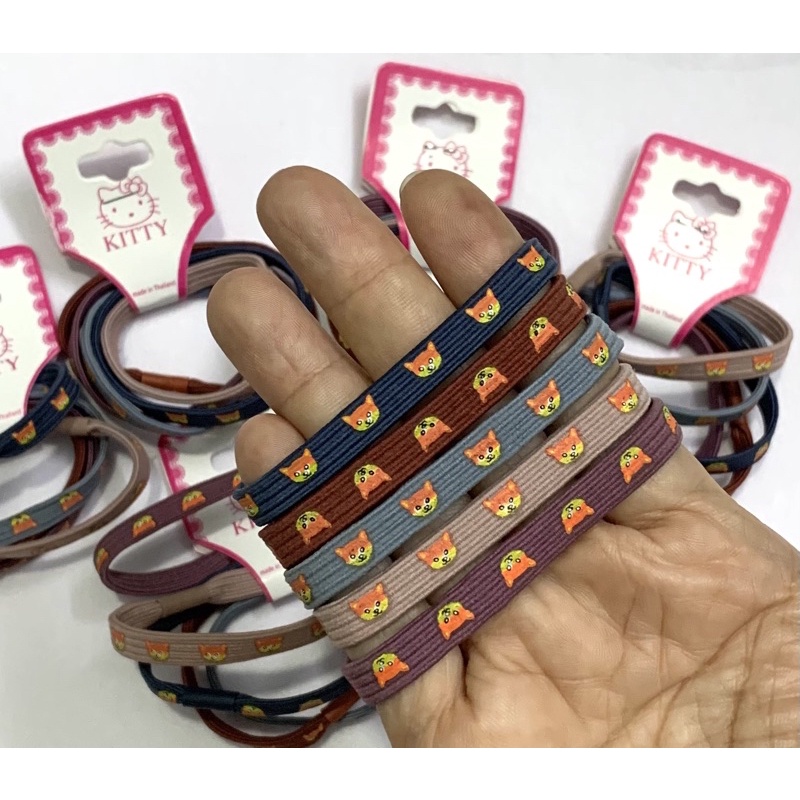 1 xâu thun cột tóc.