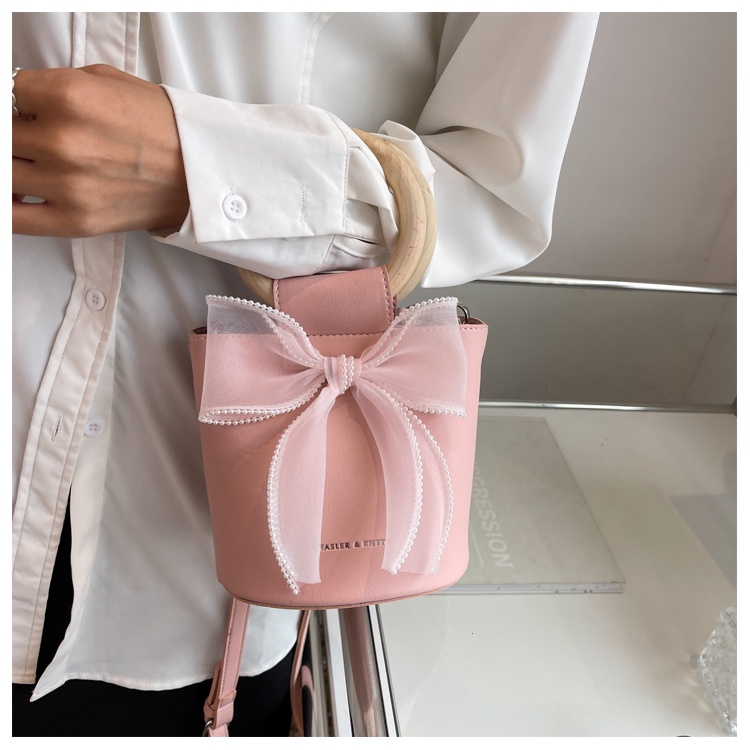 Túi xô đeo vai IELGY cầm tay đính nơ thời trang cho nữ