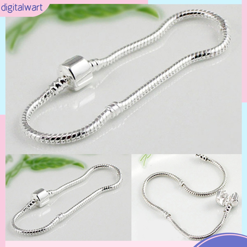 Vòng tay kim loại mạ bạc có chốt khóa cá tính đơn giản dành cho nữ