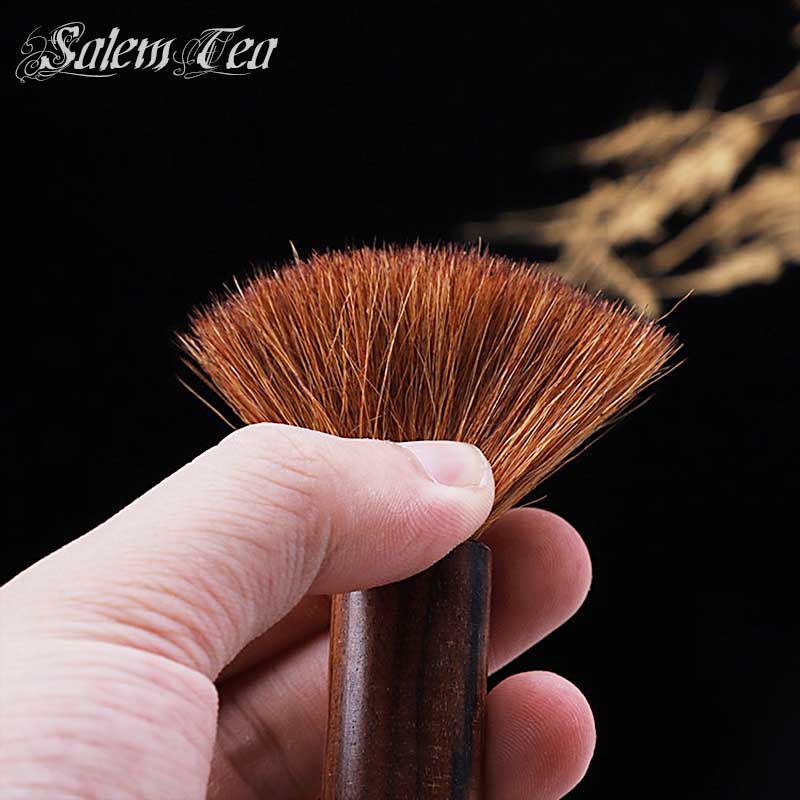 CHỔI QUÉT ẤM TRÀ CÁN GỖ LÔNG TỰ NHIÊN