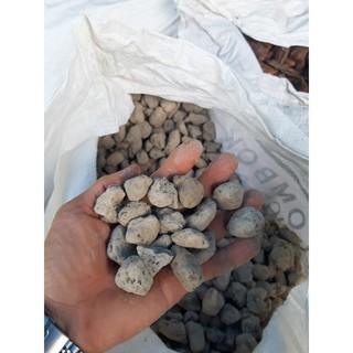 1kg đá bọt indonesia sezi 1-2 cm