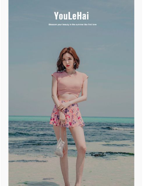 BikiniStoreVn: Đồ bơi tay ngắn quần váy B167 | BigBuy360 - bigbuy360.vn