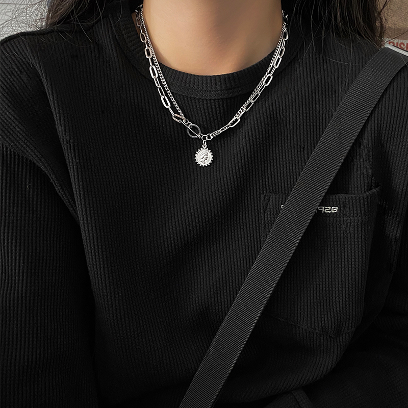 Vòng cổ Mặt Chân Dung Đơn Giản Phong Cách Retro Hàn Quốc