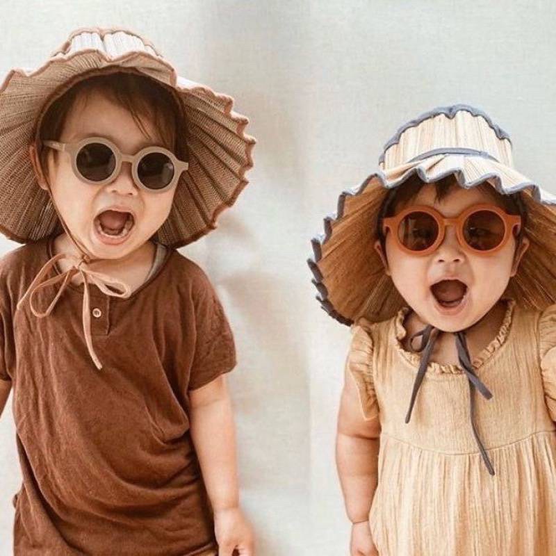 Kính mắt mèo 5 màu cho bé