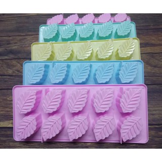 SET 3 KHAY LÀM ĐÁ, THẠCH RAU CÂU HÌNH CHIẾC LÁ (10 LÁ/1 KHAY)