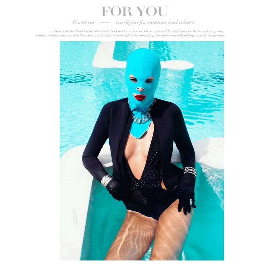 Mặt nạ chống nắng khi đi bơi