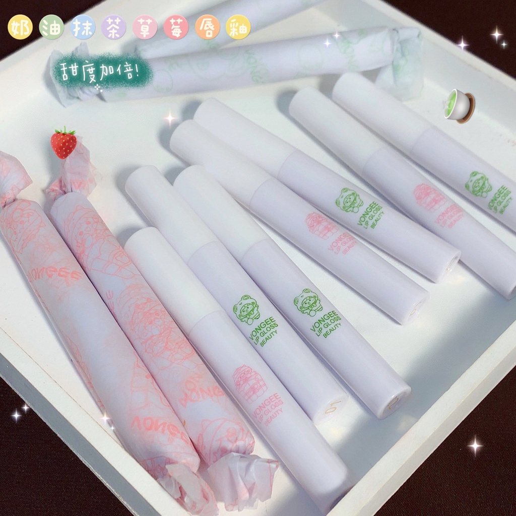 Bộ Bốn Thỏi Son Môi Màu Nhung Lì Không Phai Màu Cao Cấp