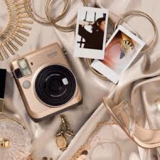 Máy chụp ảnh lấy liền Fujifilm instax mini 70