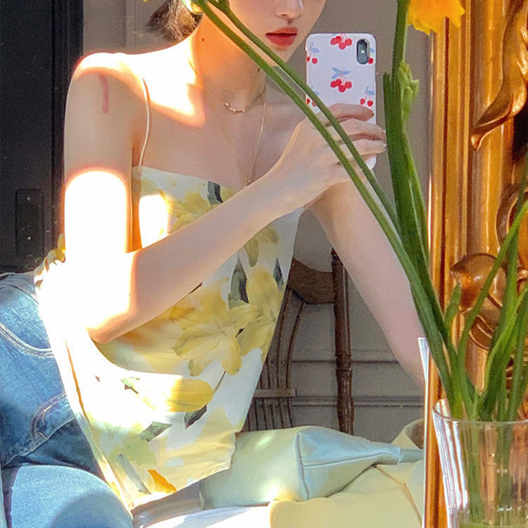 Áo Lửng Hai Dây Phong Cách Quyến Rũ Dành Cho Nữ