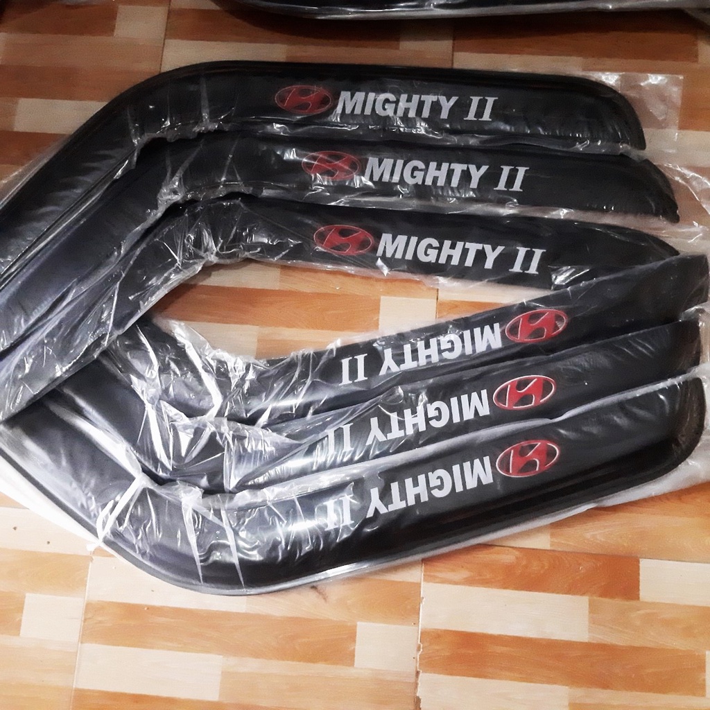 Bộ vè che mưa cao cấp  dành cho xe tải Hyundai Mighty