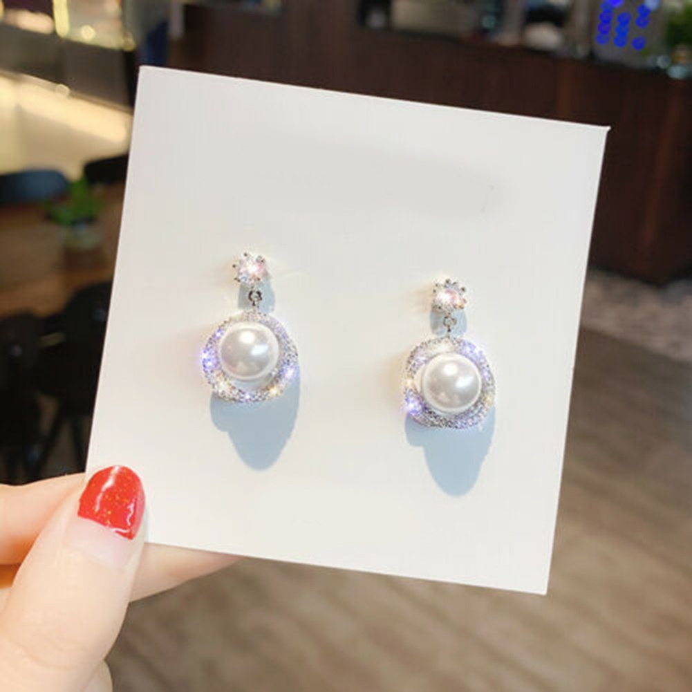 Bông tai tròn đính ngọc trai giả thanh lịch