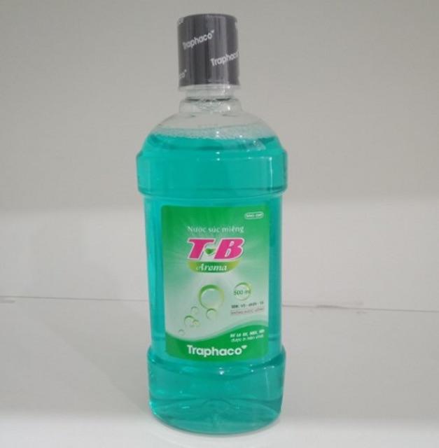 Nước súc miệng T-B / TB (TRAPHACO) giúp thơm miệng, sạch khuẩn miệng, ngừa đau họng, đau răng, chảy máu chân răng