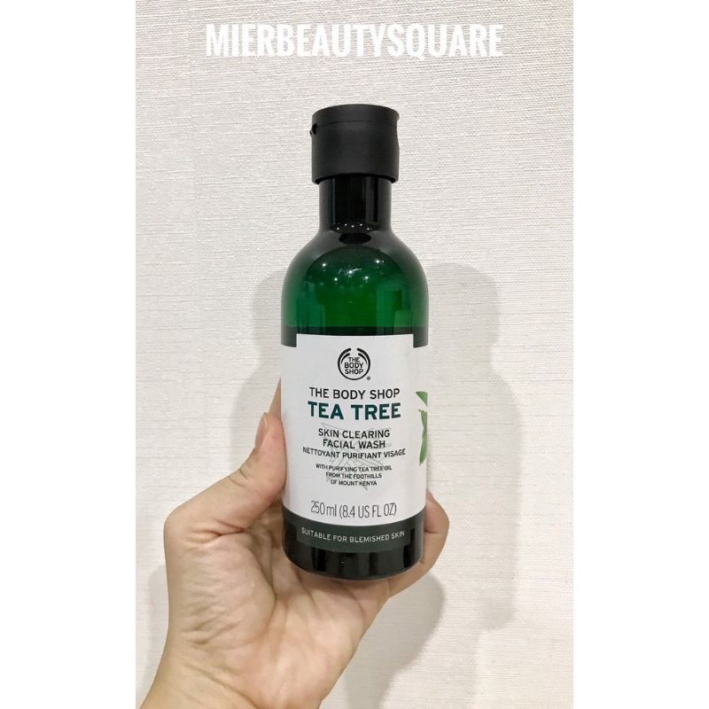 Sale 35% Sữa rửa mặt sạch BỤI BẨN VÀ BÃ NHỜN The Body Shop Tea Tree Skin Clearing Facial Wash