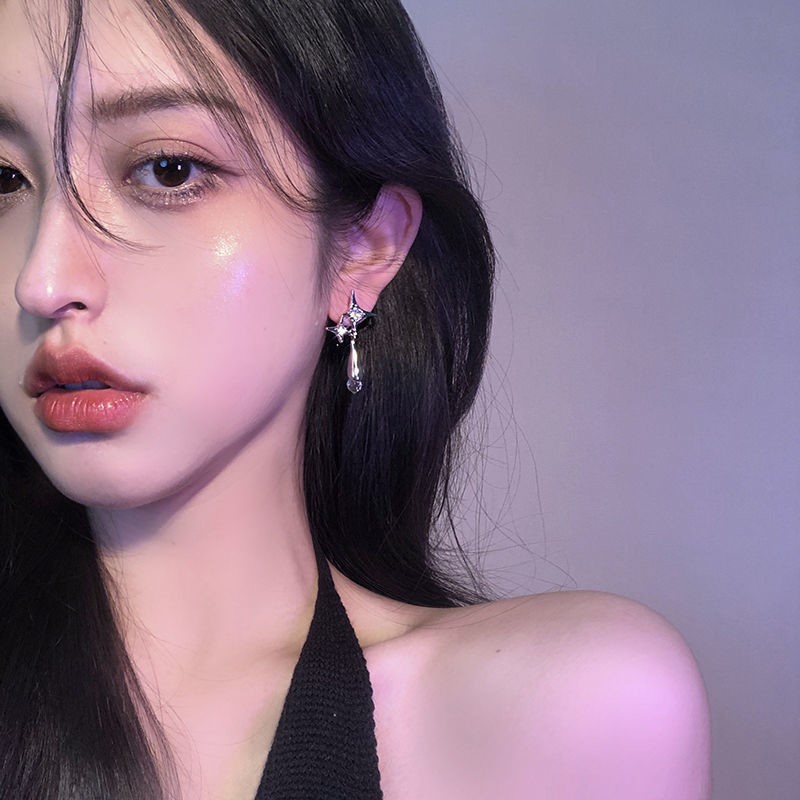 Khuyên Tai Hình Giọt Nước Đính Đá Lấp Lánh Phong Cách Hip Hop