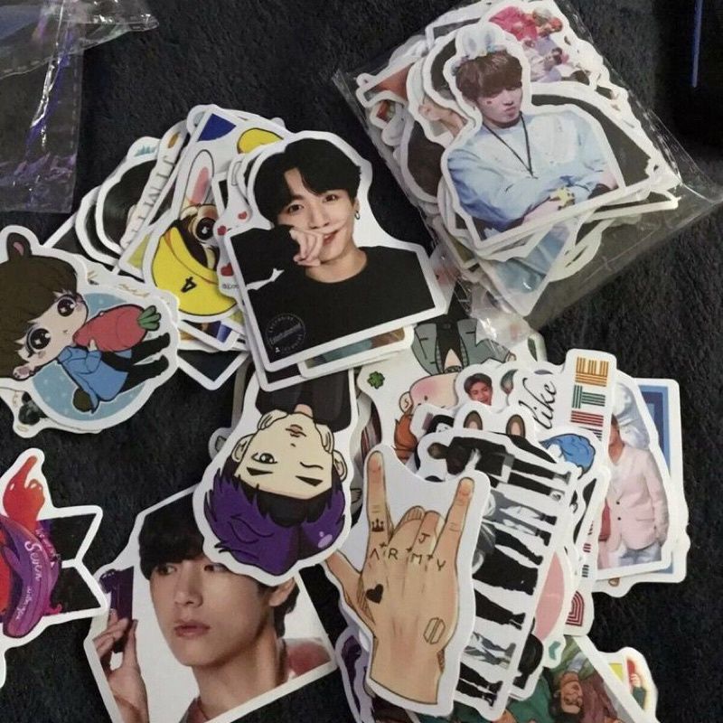 Combo 10 hình - In sticker bo viền theo yêu cầu, in ảnh theo yêu cầu.