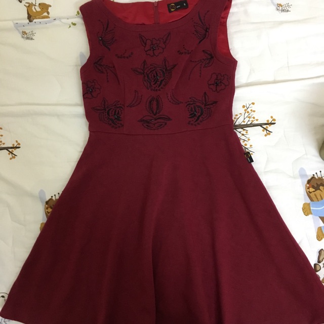 Thanh lý váy dạ G9 Moza