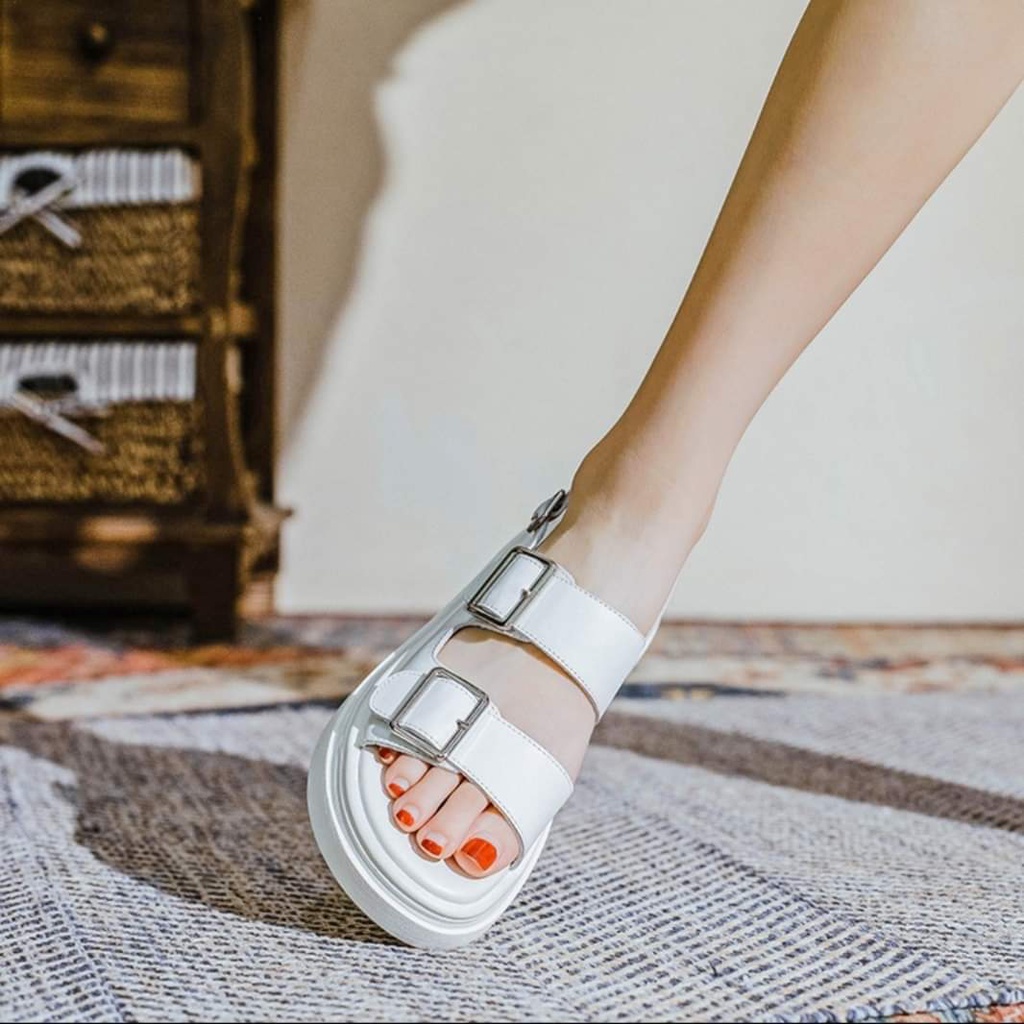 Giày sandal nữ đi học quai hậu đế bánh mì 2 quai khóa ngang basic bền êm hình chụp thật-BM04