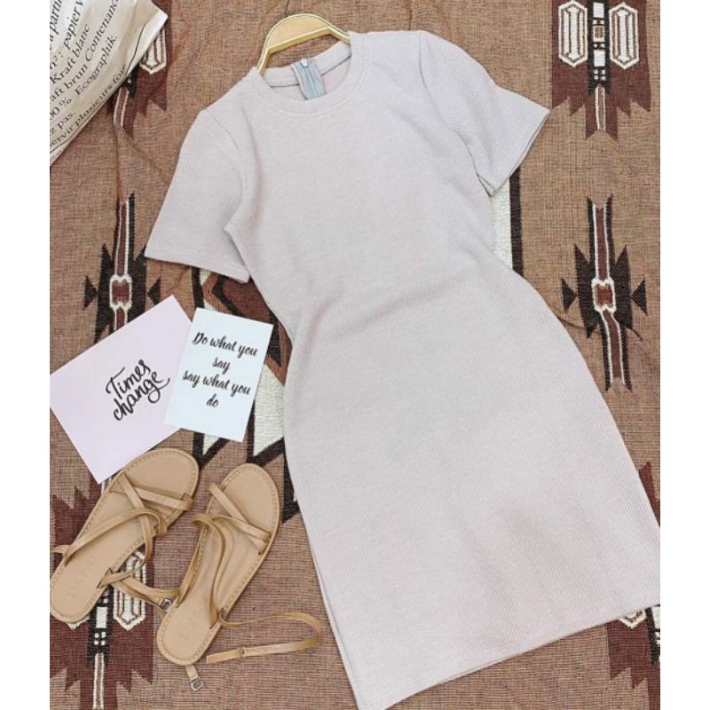 [Mã SKAMA06 giảm 8% tối đa 50K đơn 250K] ĐẦM THUN ÔM BODY CỔ TRÒN MÀU NUDE | BigBuy360 - bigbuy360.vn