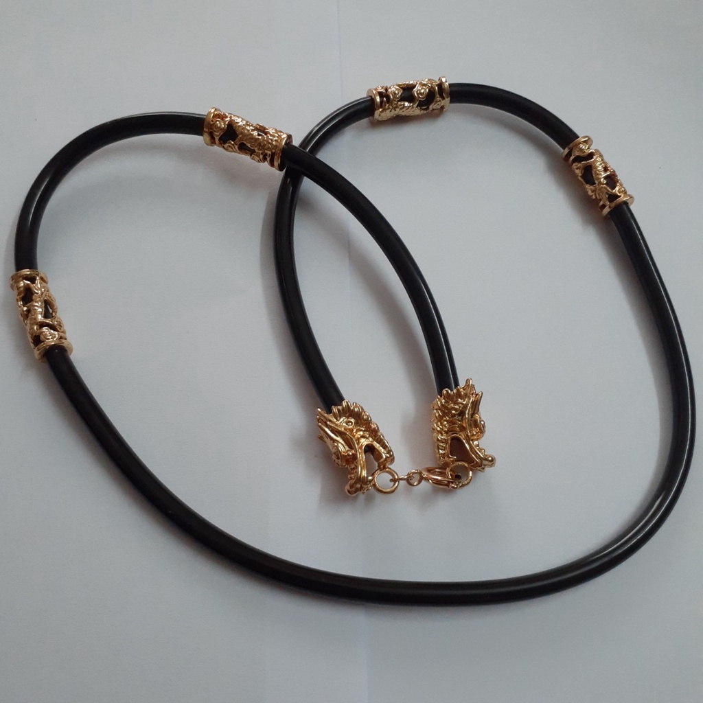 Dây chuyền nam cao su 5mm bọc đầu rồng mạ vàng sang trọng thể hiện phong độ mạnh mẽ