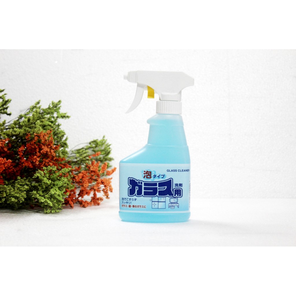 Chai xịt vệ sinh bồn cầu, nhà tắm, nhà bếp, xịt kính Rocket Nhật Bản 300ml