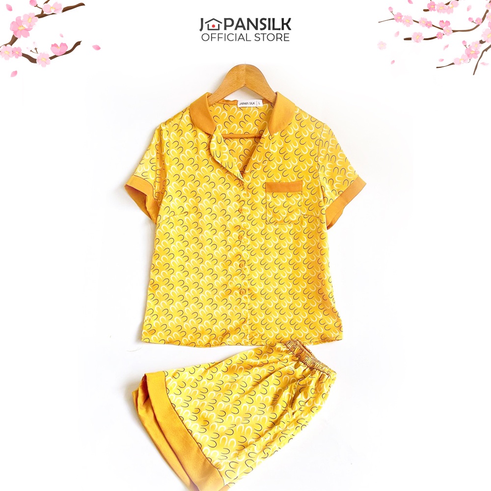 Bộ Đồ Ngủ Pijama Lụa Nhật Cao Cấp JAPAN SILK, ngắn tay quần dài họa tiết móc nền vàng tươi tắn BC067
