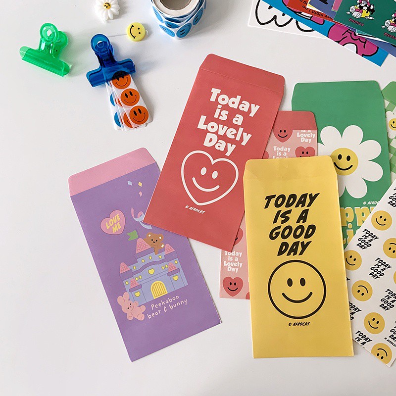 Set 2 túi giấy nhiều hình dạng dễ thương