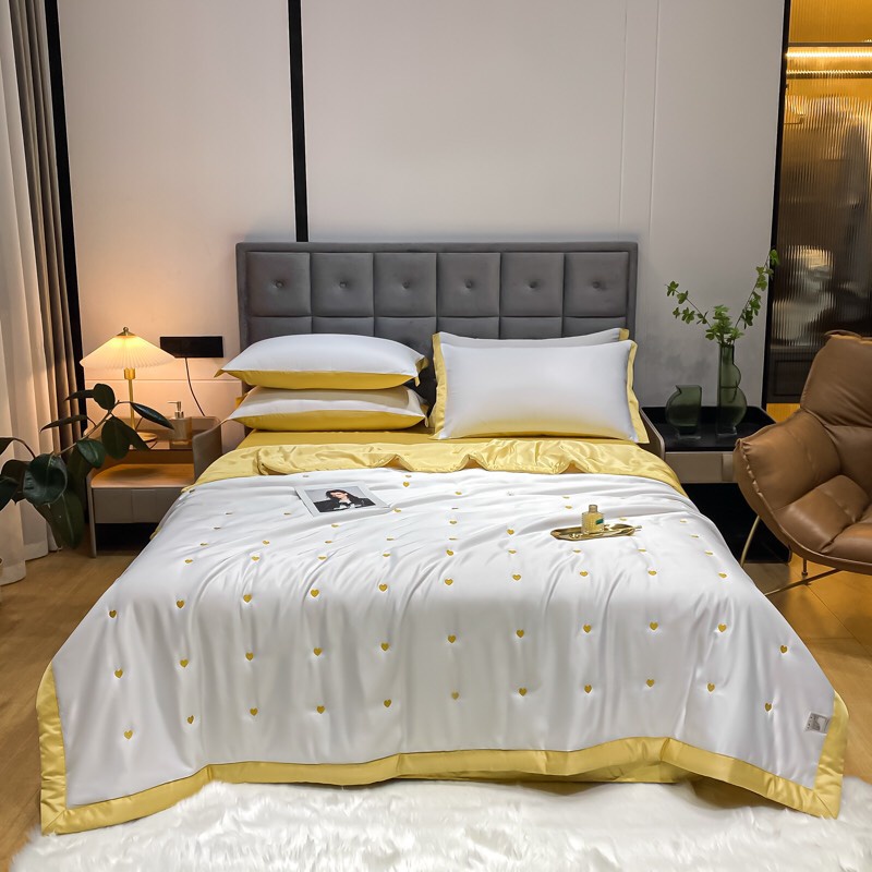 Trọn bộ chăn ga gối lụa tim chăn trần hè,chất liệu lụa mềm mịn thoáng mát chăn trần sẵn hàng đủ kích thước