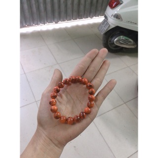 Vòng tay gỗ huyết long