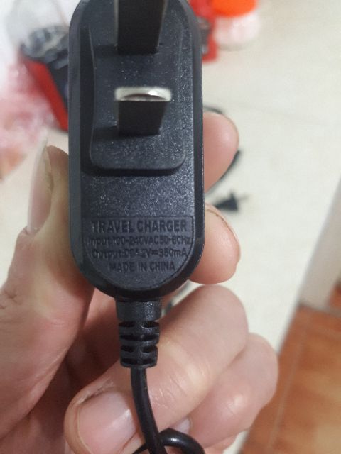 Sạc ốp 4,2v-2a cho đèn 103