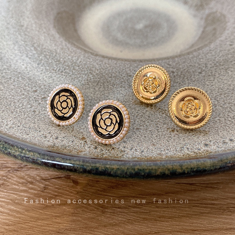 Khuyên Tai Kim Loại Hình Hoa Đính Ngọc Trai Phong Cách Retro Thời Trang