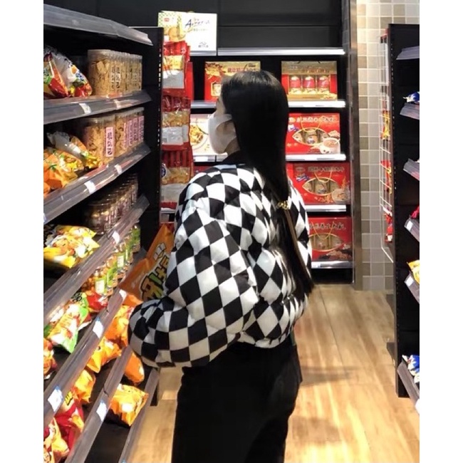 Áo khoác phao caro dáng ngắn croptop