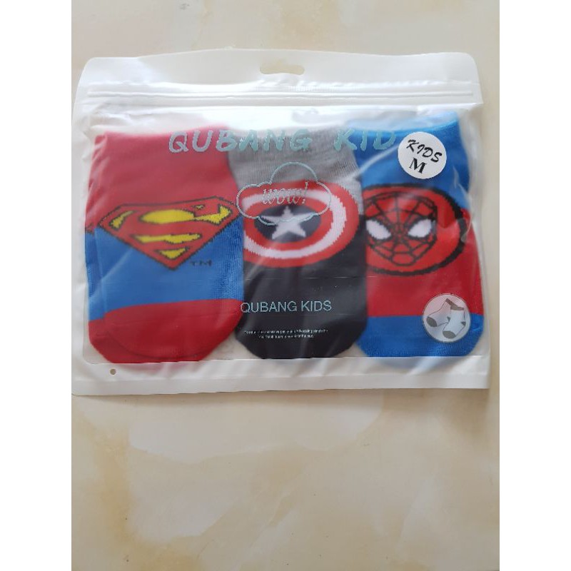 Set 3 đôi tất siêu nhân cho bé trai