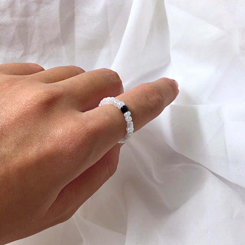 Nhẫn Hạt Cườm Phong Cách Đơn Giản Trắng-Handmade
