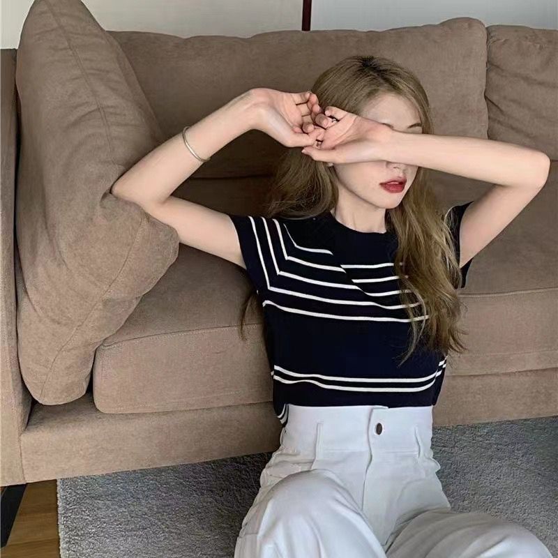 Áo Croptop Dệt Kim Mỏng Ngắn Tay Kẻ Sọc Thời Trang Mùa Hè Cho Nữ