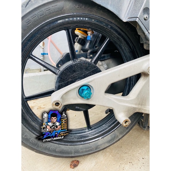 Tán bánh sau TITAN GR5 tay ga Click Vario Vision AB Luvias