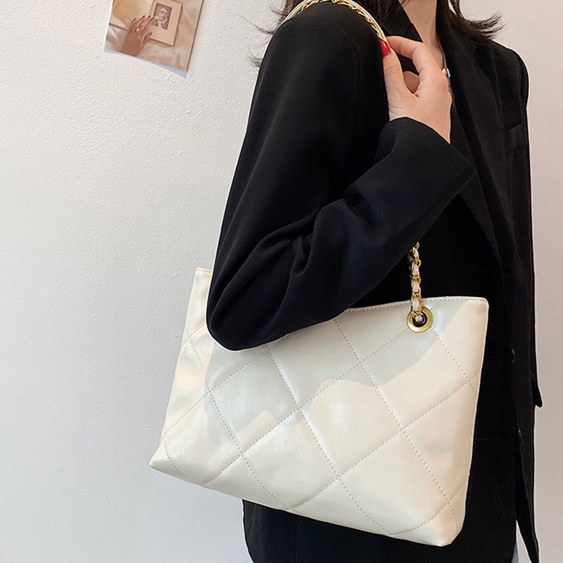 IELGY women's leather rhombus large capacity chain shoulder bag