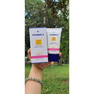 01 kem chống nắng ar vitamin e thái lan 50gram