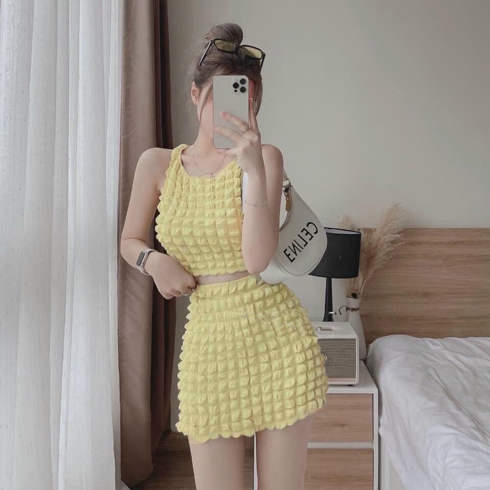 sét bộ xốp áo ba lỗ phối chân váy có lót trong hott