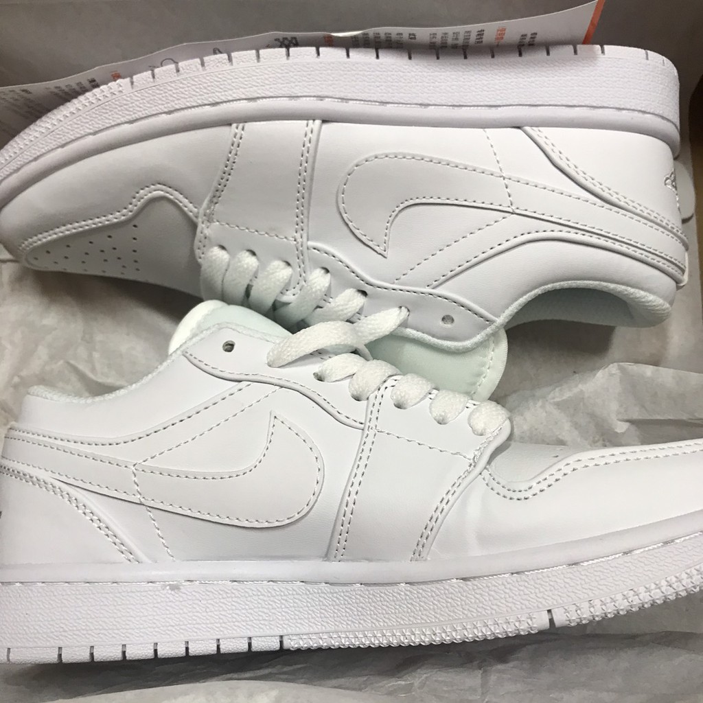 [KELLY SNEAKERS] JORDAN 1 LOW TRIPLE WHITE | BigBuy360 - bigbuy360.vn