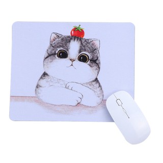 Tấm lót chuột bàn phím dễ thương.