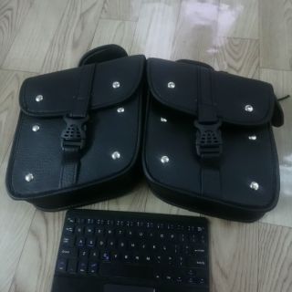 1 Cặp túi da treo hông xe máy 25x18